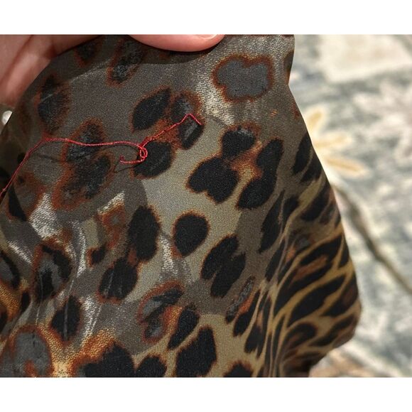 GUESS Leopard Print Jogger Pants - Picture 6 of 10